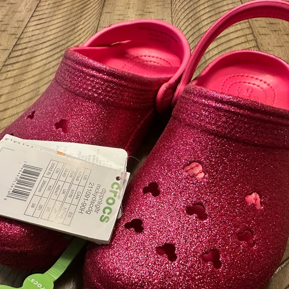 CROCS Disney Pink Sparkly Ventilated Design - Picture 3 of 3
